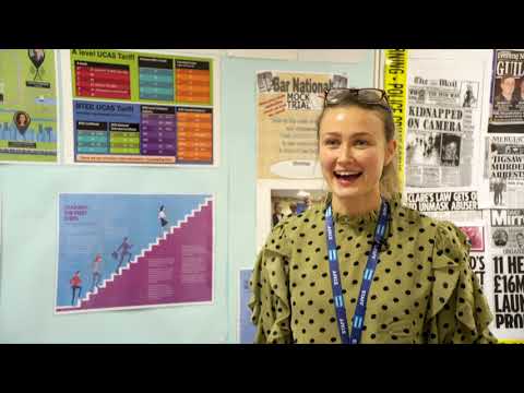 Comparing A-level and BTEC Law Programs: Which is More Suitable for You?