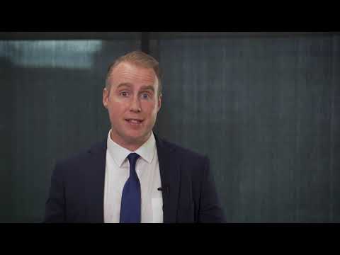 Understanding the Distinction between Business Law and Commercial Law