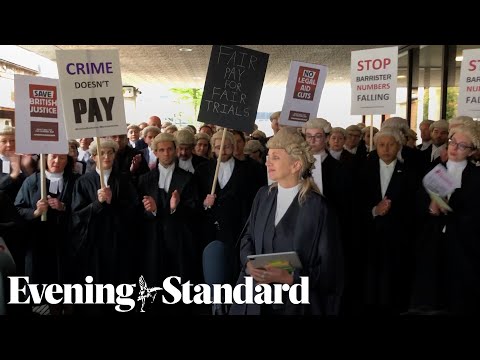 Understanding Barristers' Compensation for Legal Aid in the United States