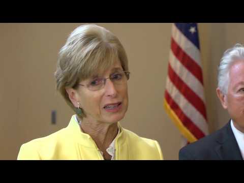 Comparing the Powers of the Attorney General and the Governor in the United States